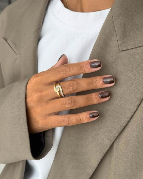 chocolate nail art a 2025 winter nail polish trend on m.o.n.a.j